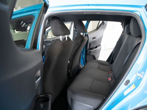 Used 2019 Toyota C-HR XLE image 11