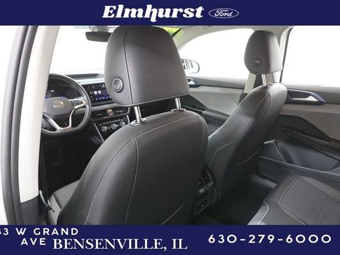 Used 2024 Volkswagen Taos SE image 23