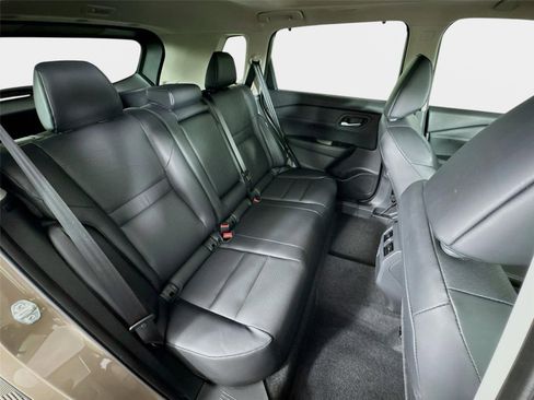 Certified 2025 Nissan Rogue SV w/ SV Premium Package FWD image 27