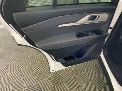 New 2026 Ford Explorer Active w/ Active Comfort Package AWD/4WD image 29