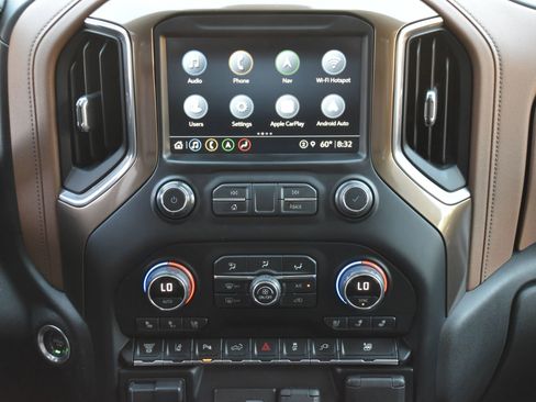 Used 2021 Chevrolet Silverado 3500 High Country AWD/4WD image 38