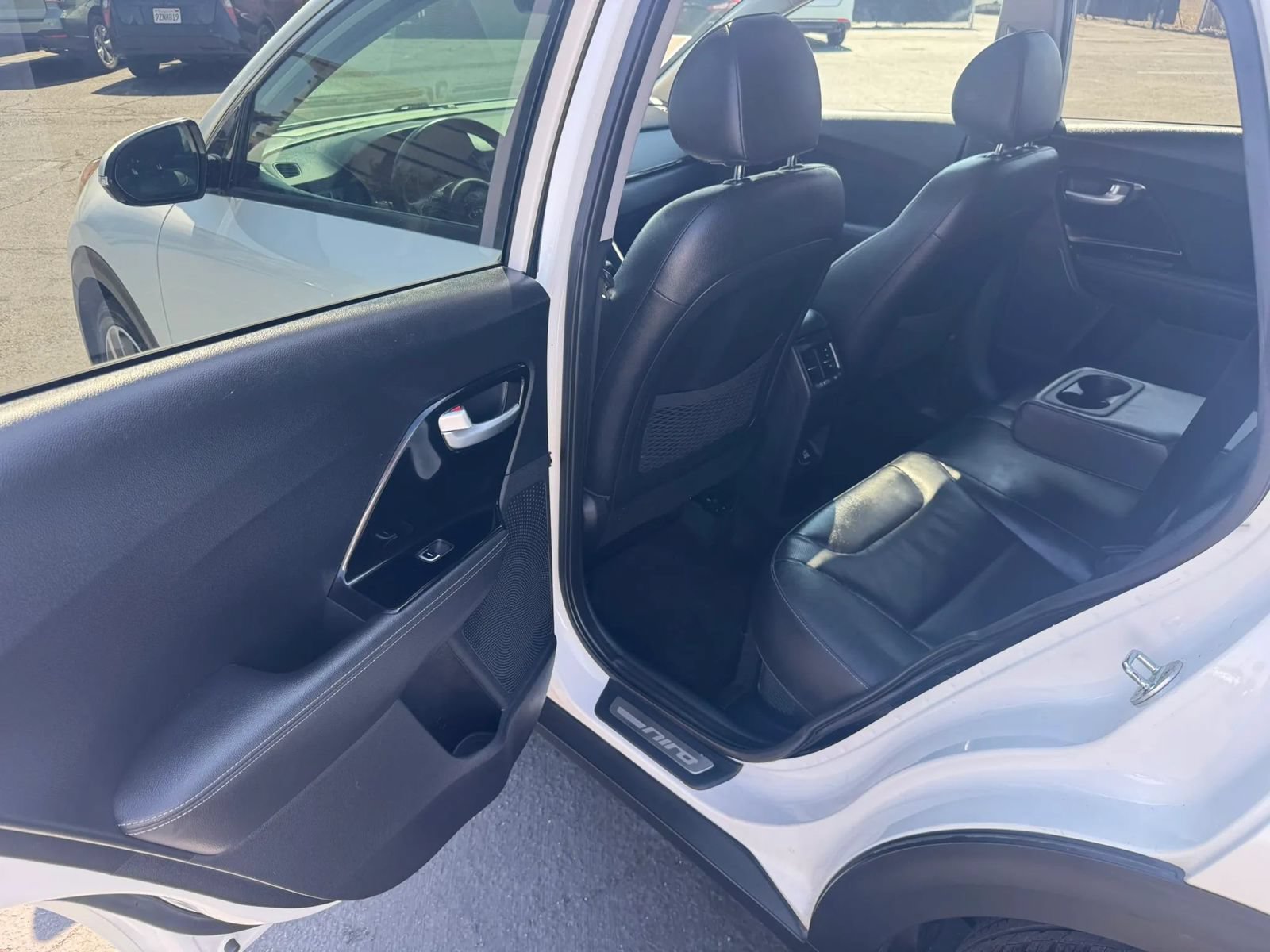Used 2017 Kia Niro Touring w/ Advanced Technology Package FWD image 21