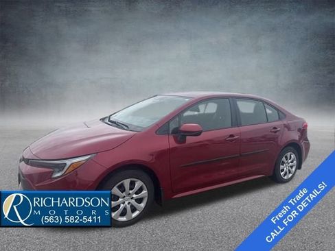 Used 2023 Toyota Corolla LE image 1