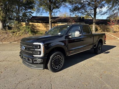 New 2025 Ford F350 Platinum w/ FX4 Off-Road Package