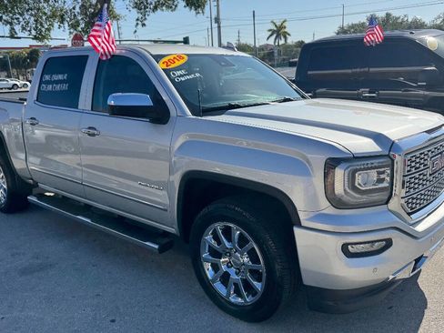 Used 2018 GMC Sierra 1500 Denali image 3