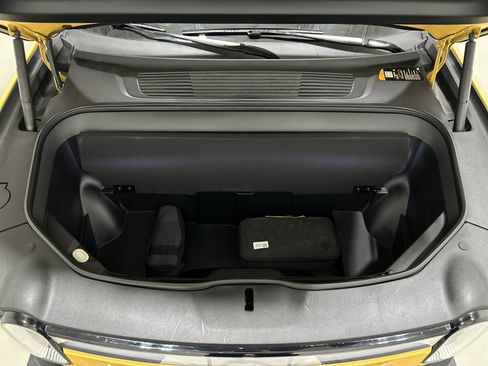 Used 2023 Rivian R1S Adventure AWD/4WD image 14