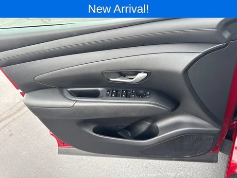 Used 2026 Hyundai Tucson SEL FWD image 17
