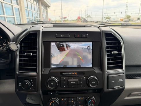 Used 2018 Ford F150 XLT w/ Equipment Group 302A Luxury AWD/4WD image 13