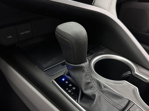 Used 2023 Toyota Camry LE image 14