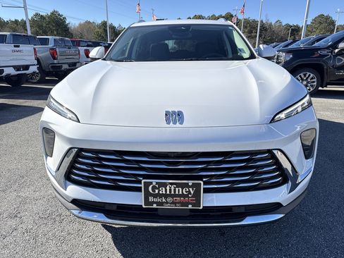 New 2026 Buick Envision Preferred image 2