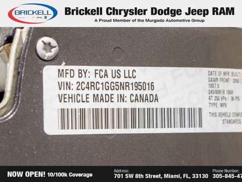 Used 2022 Chrysler Pacifica Limited image 30