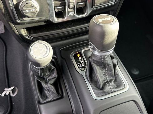 New 2025 Jeep Wrangler Sahara w/ Technology Group image 27