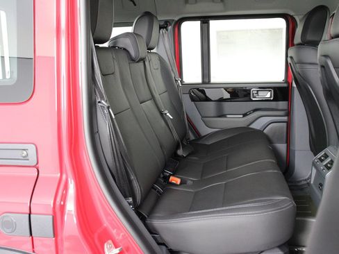 Used 2025 INEOS Grenadier AWD/4WD image 11