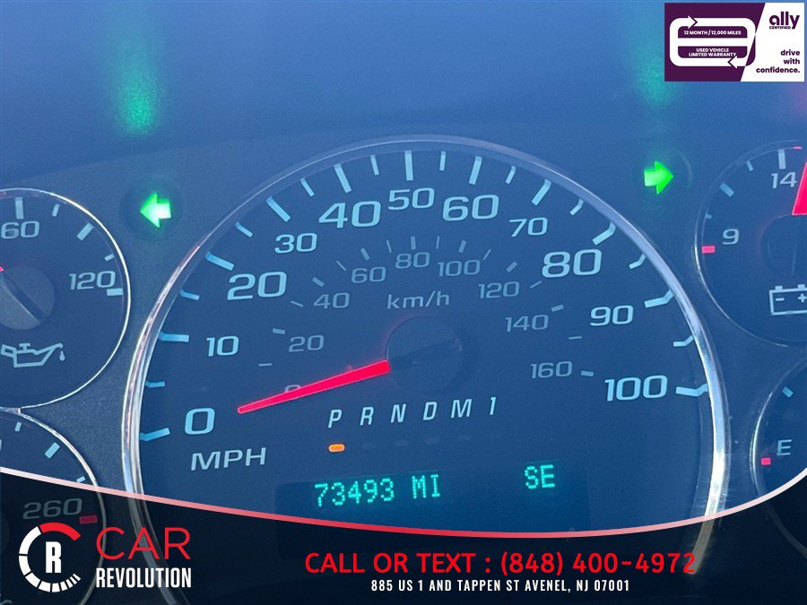Used 2022 Chevrolet Express 2500 w/ Driver Convenience Package RWD image 21