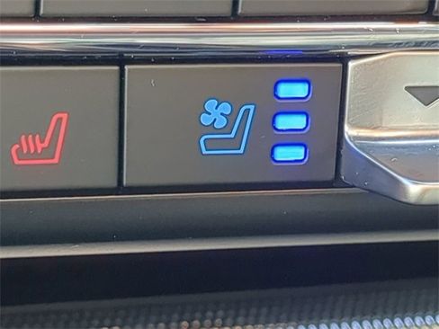 Used 2023 Ford F150 Lariat w/ Equipment Group 502A High image 24