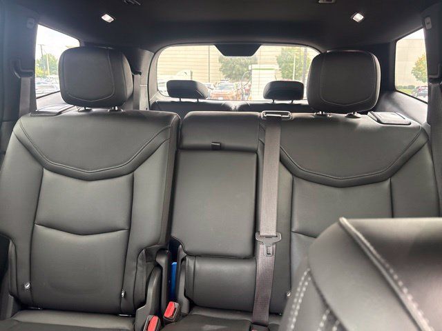 Certified 2024 Cadillac XT6 Luxury w/ LPO, Floor Liner Package AWD/4WD image 4