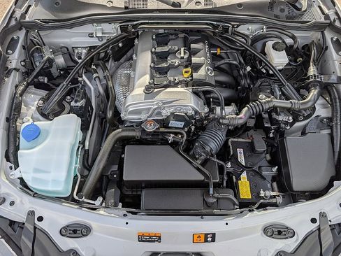 Certified 2025 MAZDA MX-5 Miata Club w/ Brembo/BBS Recaro Package image 17