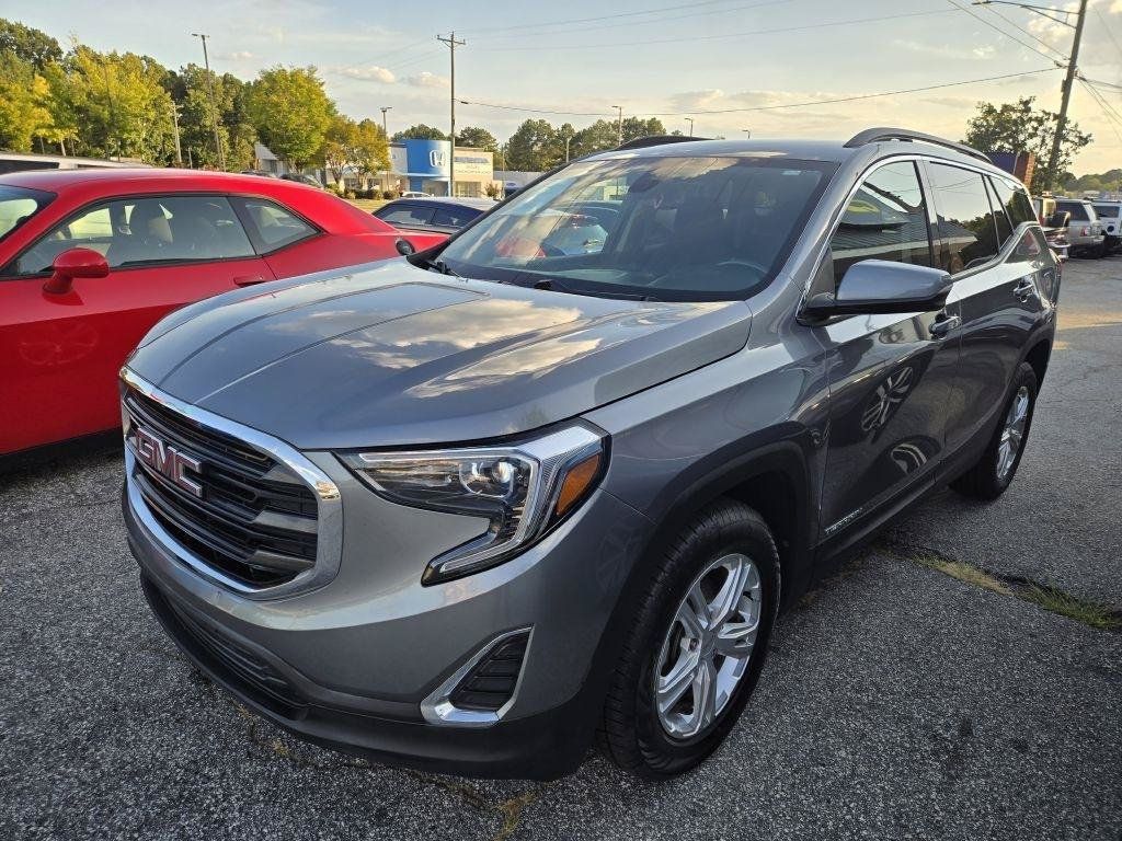 Used 2020 GMC Terrain SLE w/ Driver Convenience Package AWD/4WD image 1