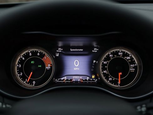 Used 2022 Jeep Cherokee Latitude Lux w/ Sun & Sound Group image 12