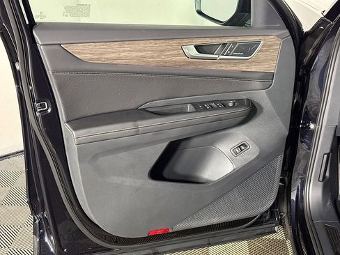 New 2025 Volkswagen Atlas SEL Premium R-Line image 10