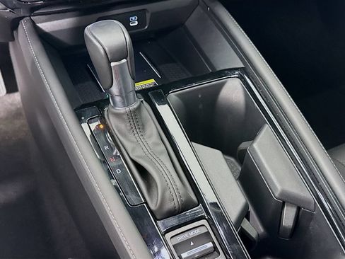 Used 2025 Honda Accord Touring image 19