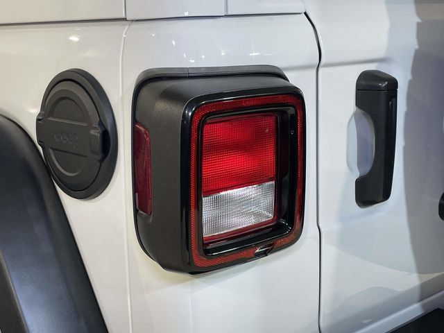 Used 2022 Jeep Wrangler Unlimited Sport AWD/4WD image 16