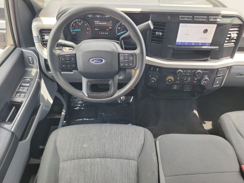 Used 2023 Ford F250 XL w/ STX Appearance Package AWD/4WD image 15