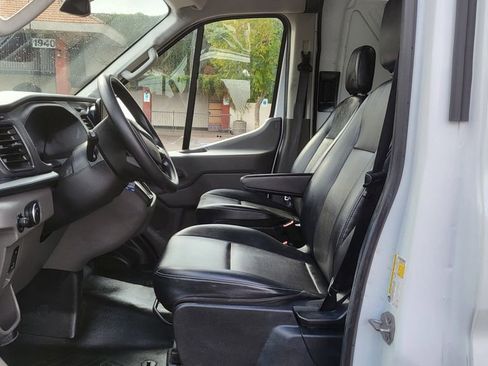 Used 2024 Ford Transit 250 148 High Roof Extended image 22