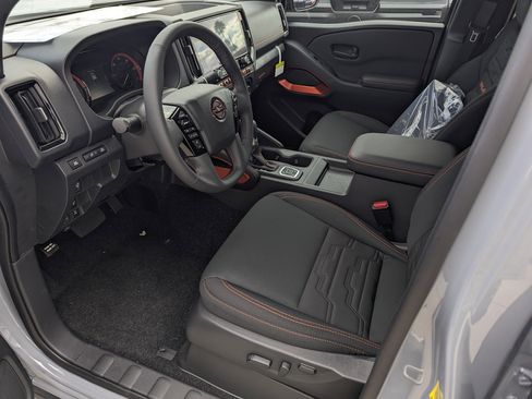 New 2026 Nissan Frontier PRO-4X w/ Tow Package image 9