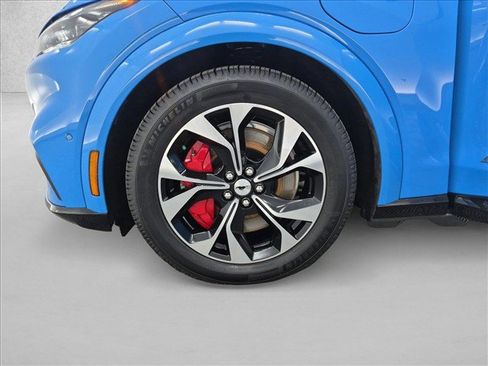 Used 2021 Ford Mustang Mach-E Premium w/ Equipment Group 301A AWD/4WD image 27