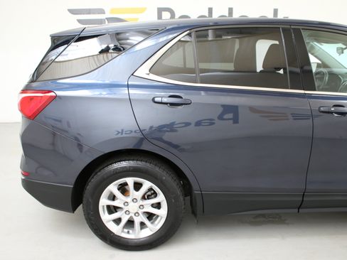 Used 2019 Chevrolet Equinox LT FWD image 11