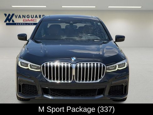 Used 2022 BMW 750i xDrive w/ M Sport Package AWD/4WD image 3