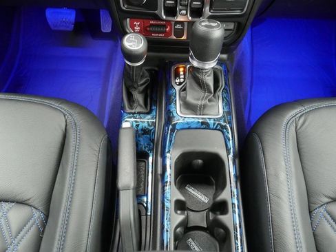 New 2025 Jeep Wrangler Unlimited Sport image 25