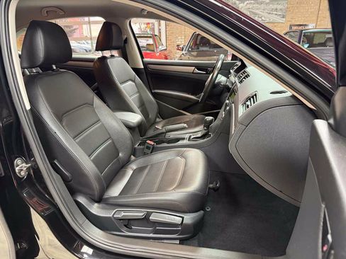 Used 2014 Volkswagen Passat 1.8T Wolfsburg Edition FWD image 23