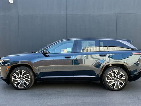 New 2025 Jeep Wagoneer S Limited image 7