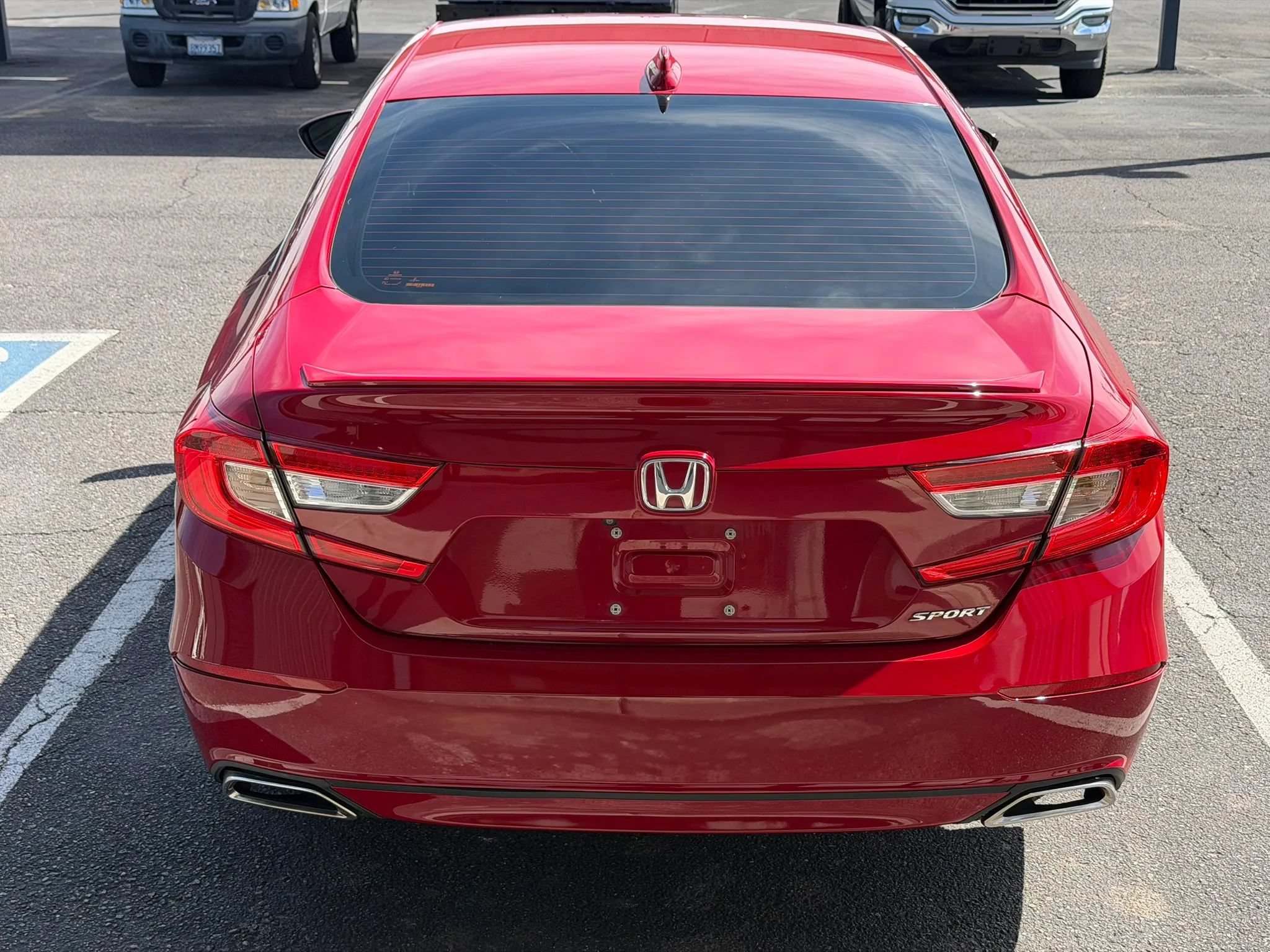 Used 2018 Honda Accord Sport image 8