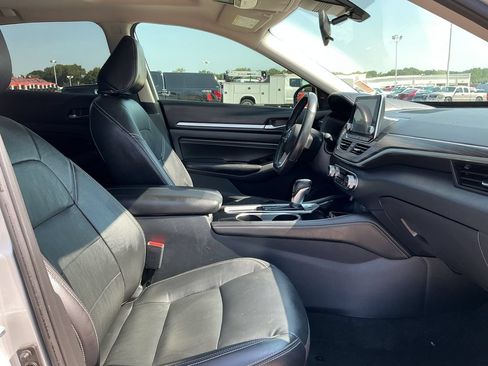 Used 2022 Nissan Altima 2.5 SL FWD image 21