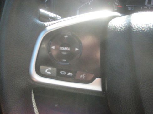 Used 2017 Honda CR-V LX image 27