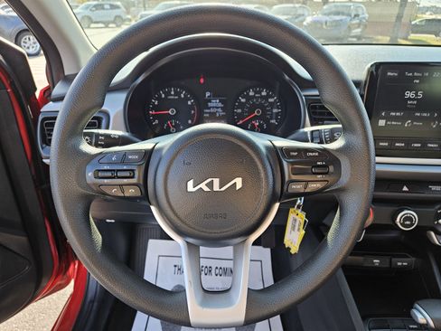 Used 2023 Kia Rio S image 21