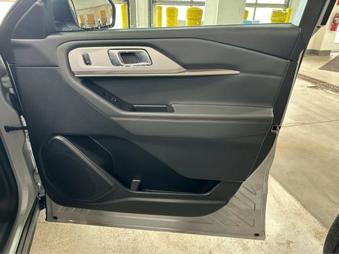 New 2026 Ford Explorer Active image 33