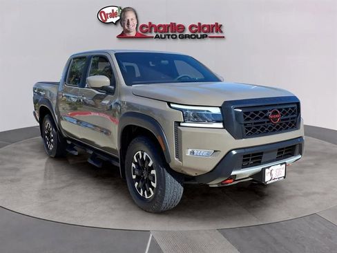 Used 2024 Nissan Frontier PRO-4X w/ Off-Road Protection Package image 8