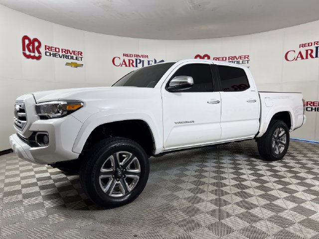 Used 2018 Toyota Tacoma Limited AWD/4WD image 3