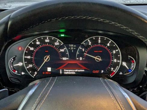 Used 2019 BMW 540i w/ Convenience Package image 3