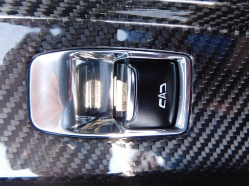 Used 2023 Chevrolet Corvette Stingray Premium Conv w/ Z51 Performance Package image 47