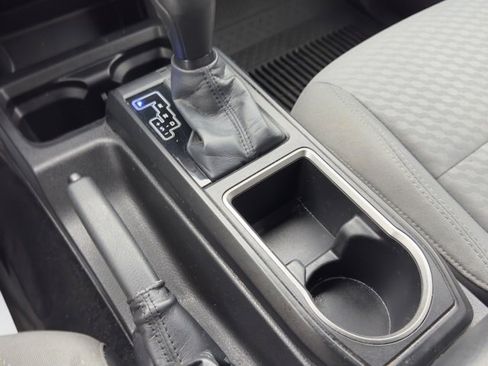 Used 2022 Toyota Tacoma SR image 21