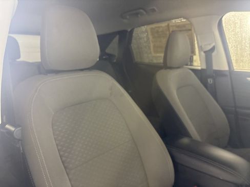 Used 2022 Ford Escape SE w/ SE Sport Appearance Package FWD image 28
