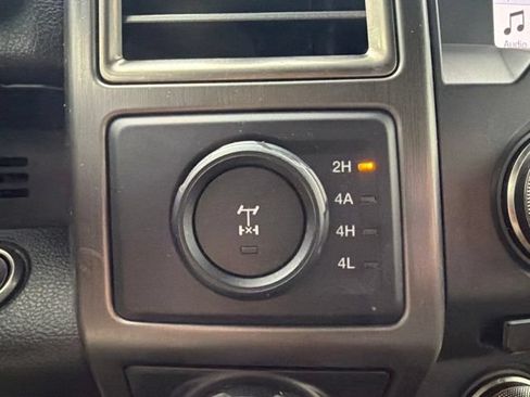 Used 2017 Ford F150 Raptor w/ Equipment Group 802A Luxury AWD/4WD image 42