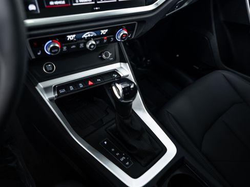 New 2025 Audi Q3 2.0T Premium Plus w/ Premium Plus Package AWD/4WD image 11