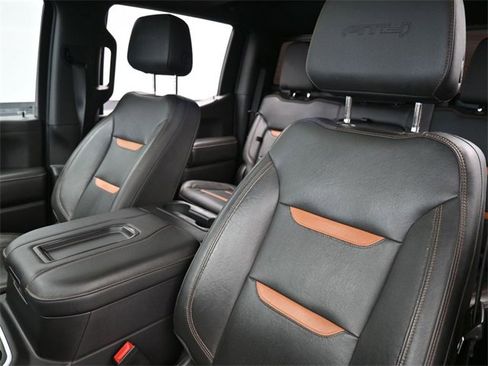 Used 2020 GMC Sierra 1500 AT4 w/ AT4 Premium Package image 17