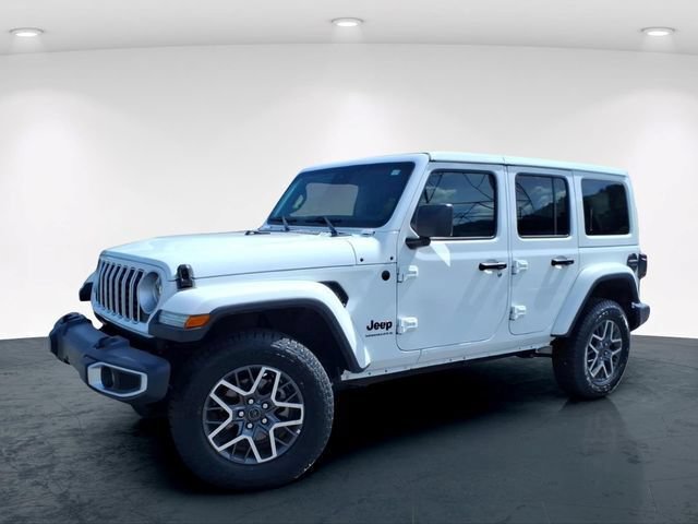 Used 2025 Jeep Wrangler Unlimited Sahara AWD/4WD image 2